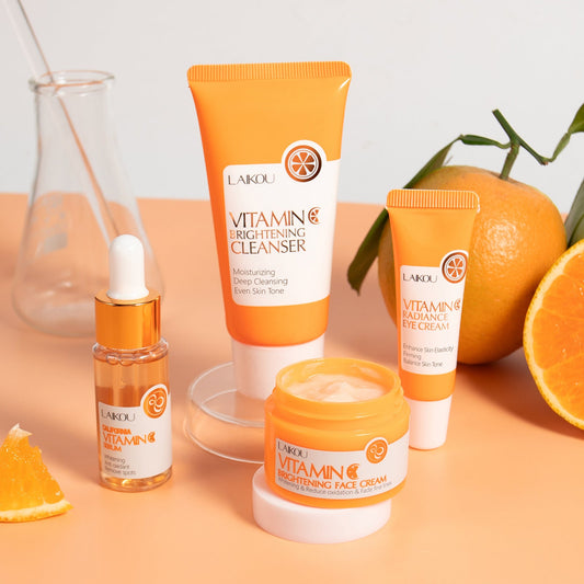 Glow Boosting Vitamin C Skincare Kit Moisturizing