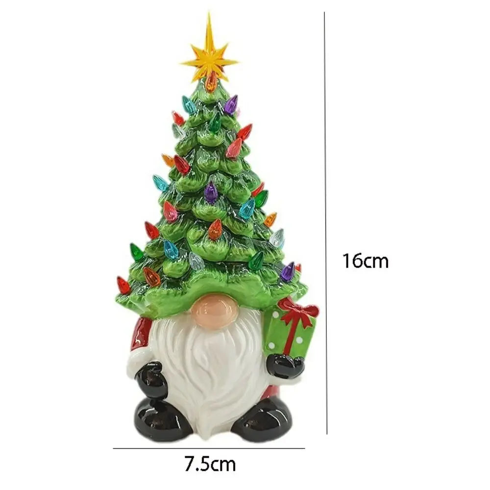 Gnome figurine with a Christmas tree hat and lights, with measurements on a white background