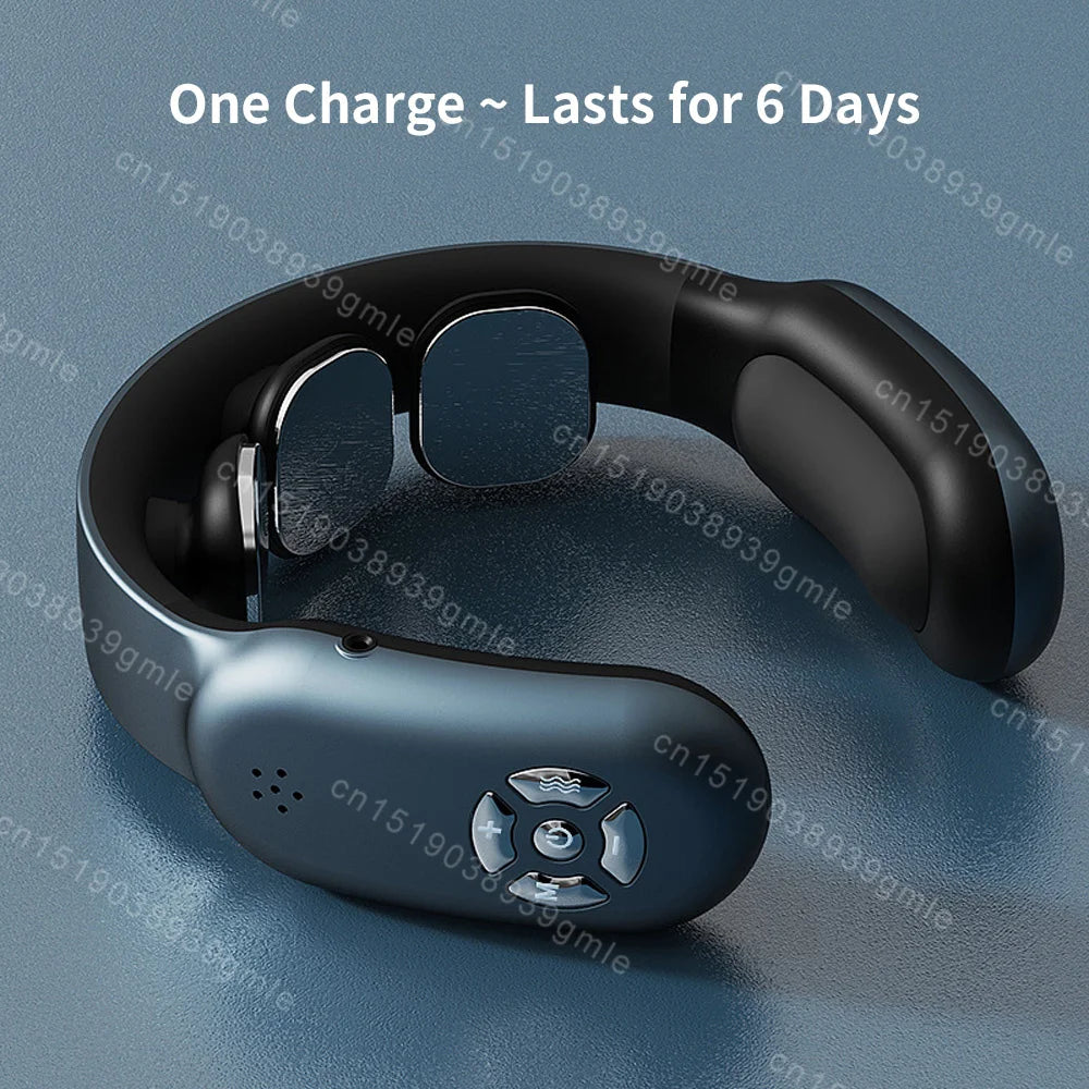 Black and gray electronic device on a blue background with text indicating battery life.