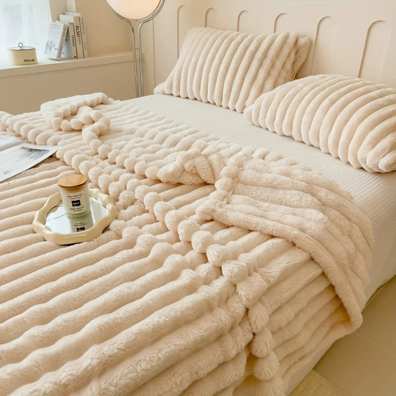 Marshmallow Blanket – Ultra-Soft Winter Fur Blanket