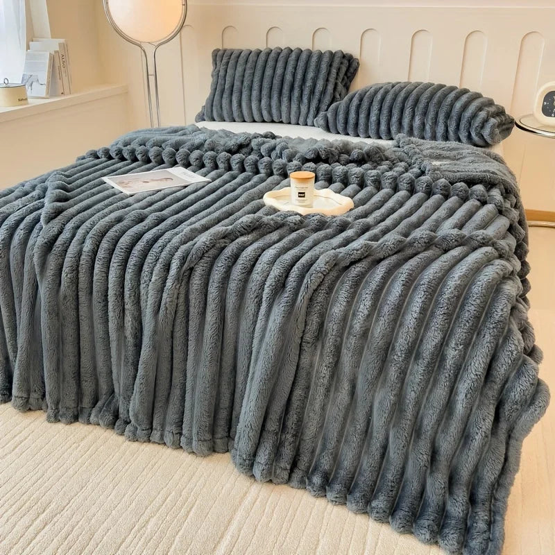 Marshmallow Blanket – Ultra-Soft Winter Fur Blanket